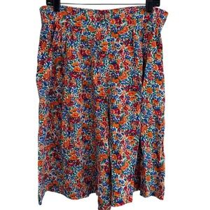 Doncaster Silks vintage women's 8 Floral Shorts, zip & button with 2 pockets